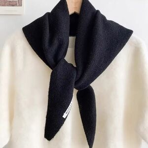 wool black knitting banana scarf